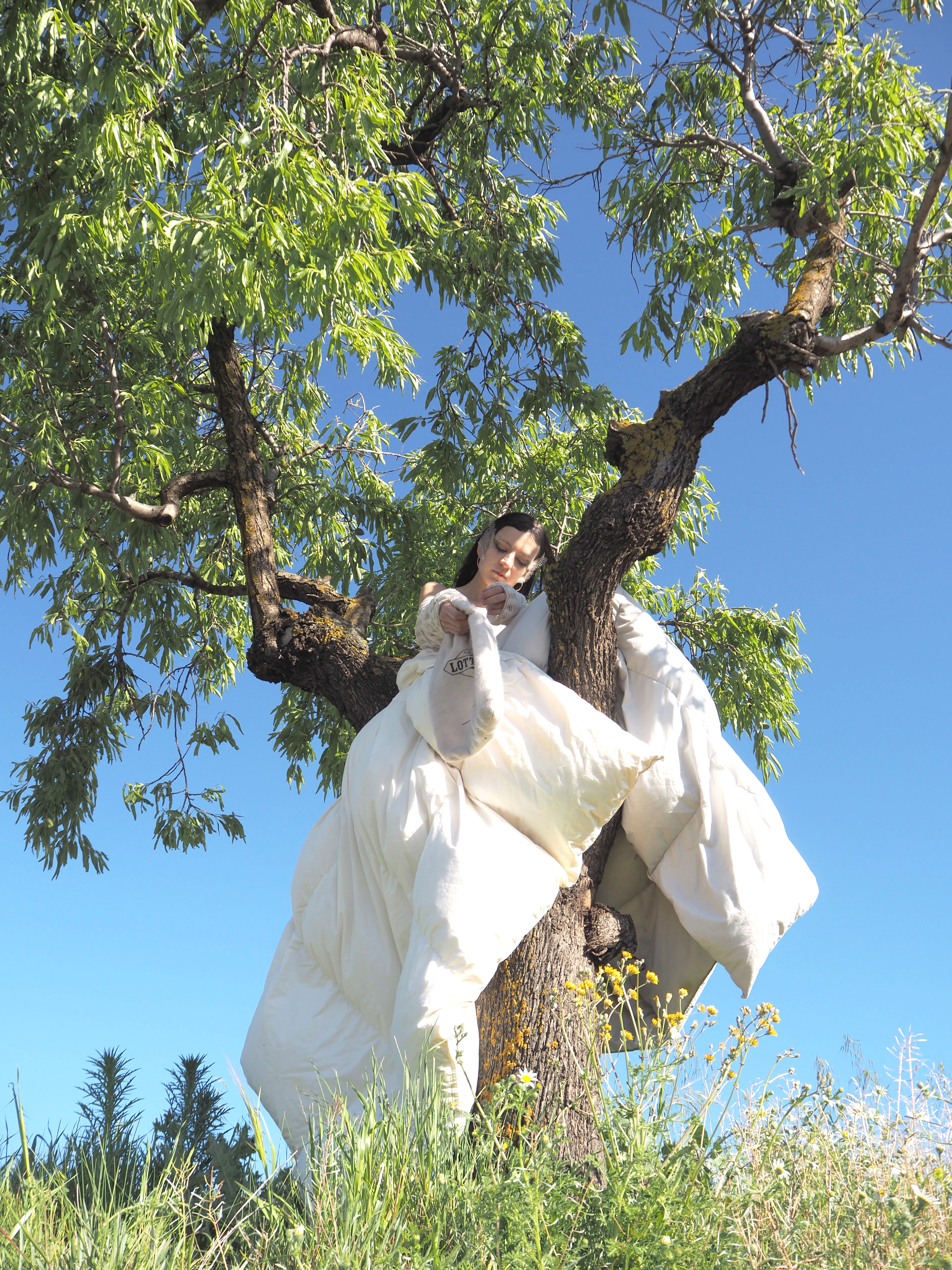 foto miss vestido escayola